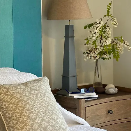 Loggos Harbour Apartamento *